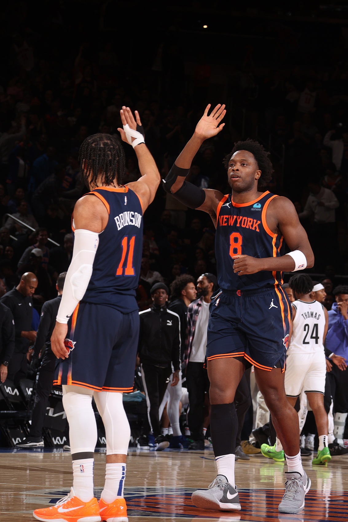 冲刺阶段体能课后，纽约尼克斯刷新队史纪录备战CBA常规赛，目标明确，临场指挥获称赞