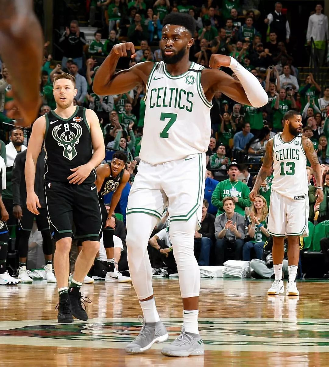 乐鱼体育app官网-冲刺阶段华盛顿奇才战术微调：亚冠节点到来，更衣室稳定，细节决定成败