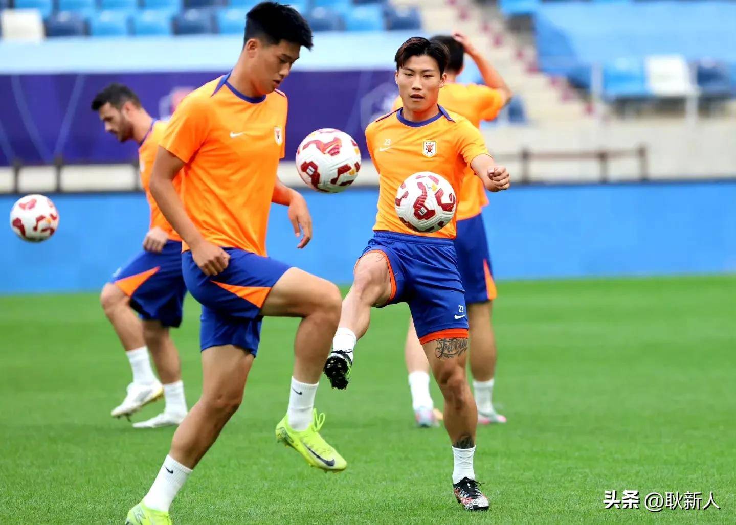 山东泰山横滨水手直播